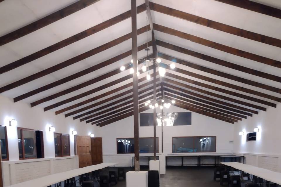 La Ponderosa, Centros de Eventos