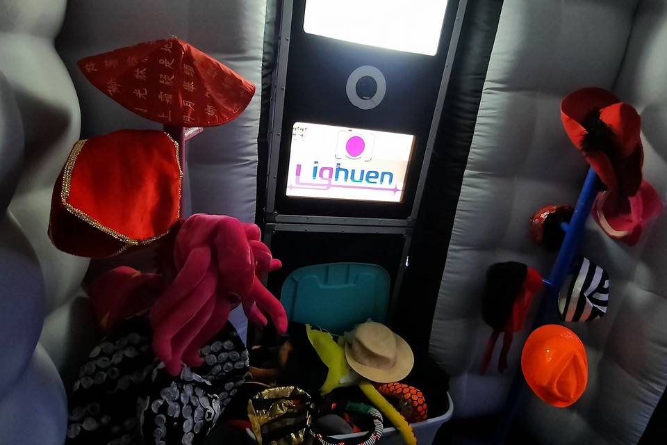 Lighuen, Fotocabinas