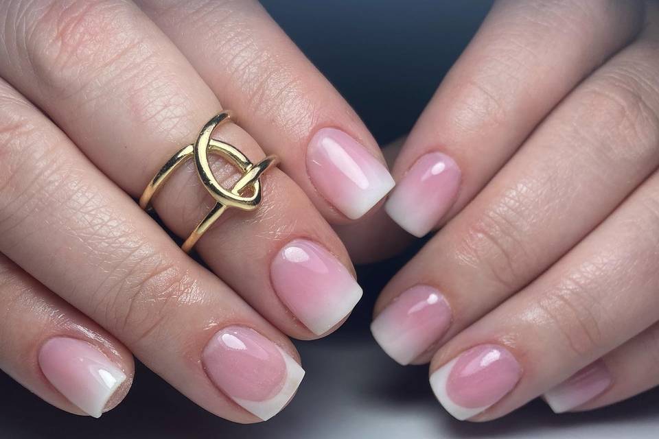 Macarena Nails Art, Belleza