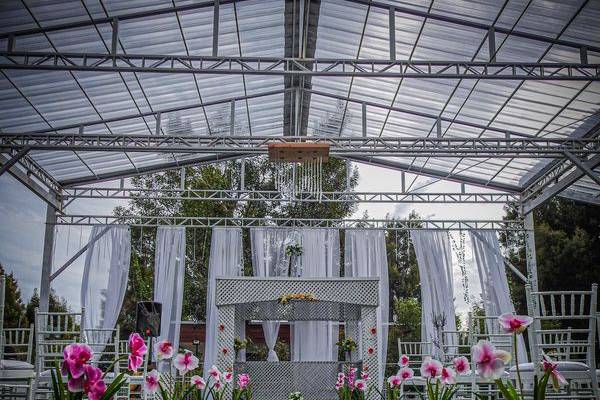 Manquehue, Centros de Eventos