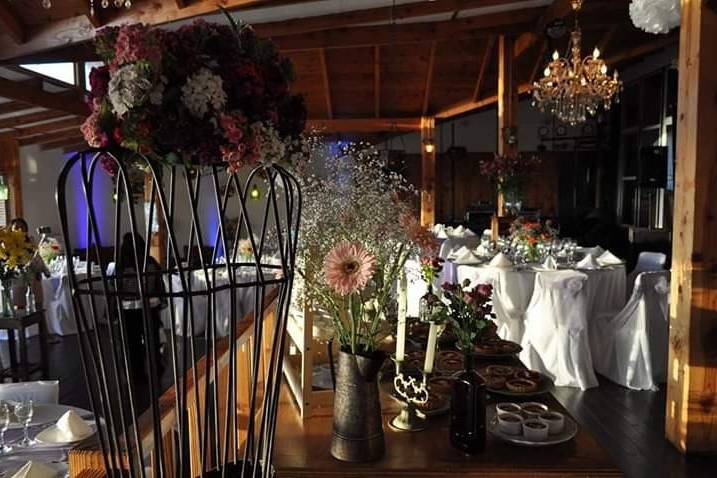 Mar y Tierra, Centros de Eventos