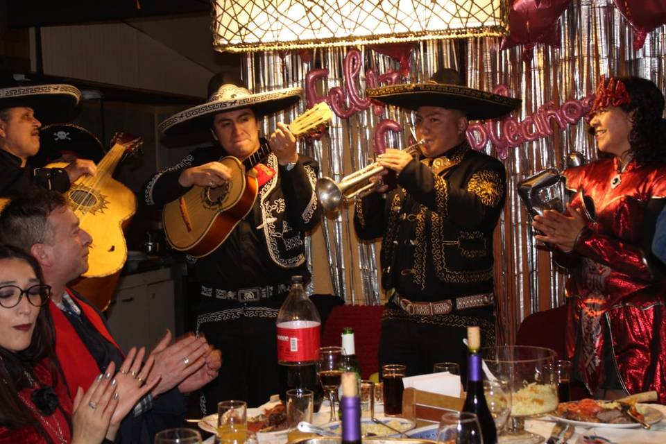 Mariachi Jalisco Puerto Montt, Música