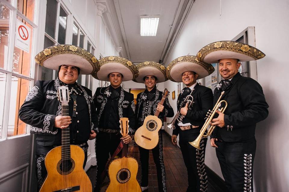 Mariachi Juvenil Tapatio, Música