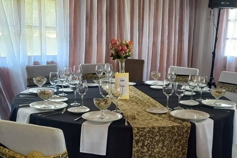 Meridiano Eventos y Banquetería, Banquetería
