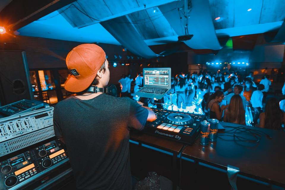 Molt Be Producciones