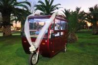 Motonovios, Autos