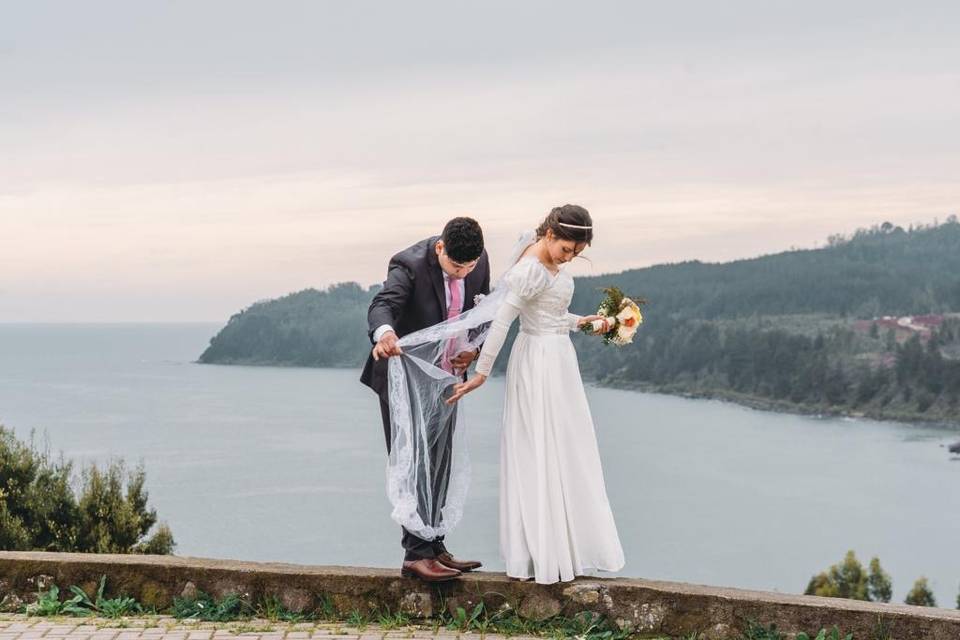 Novias Amoré, Tiendas de Novia