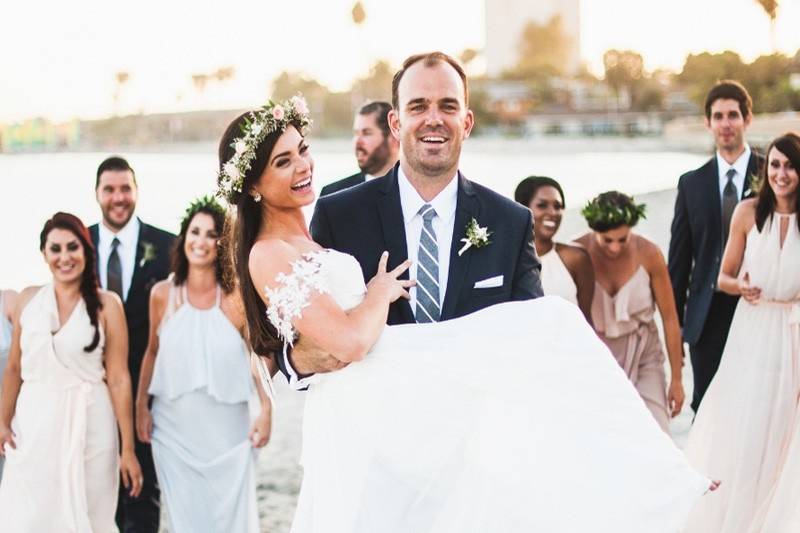 Novias Cautivantes, Tiendas de Novia