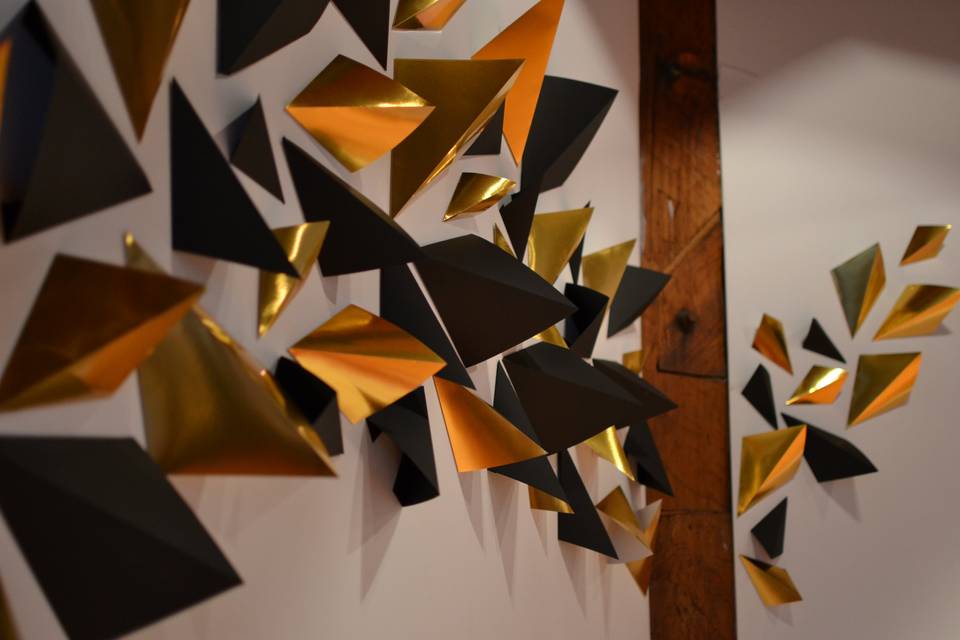 Ornamenta, Decoración