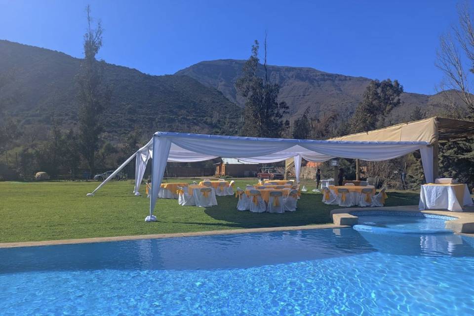 Pataguas del Maipo, Centros de Eventos