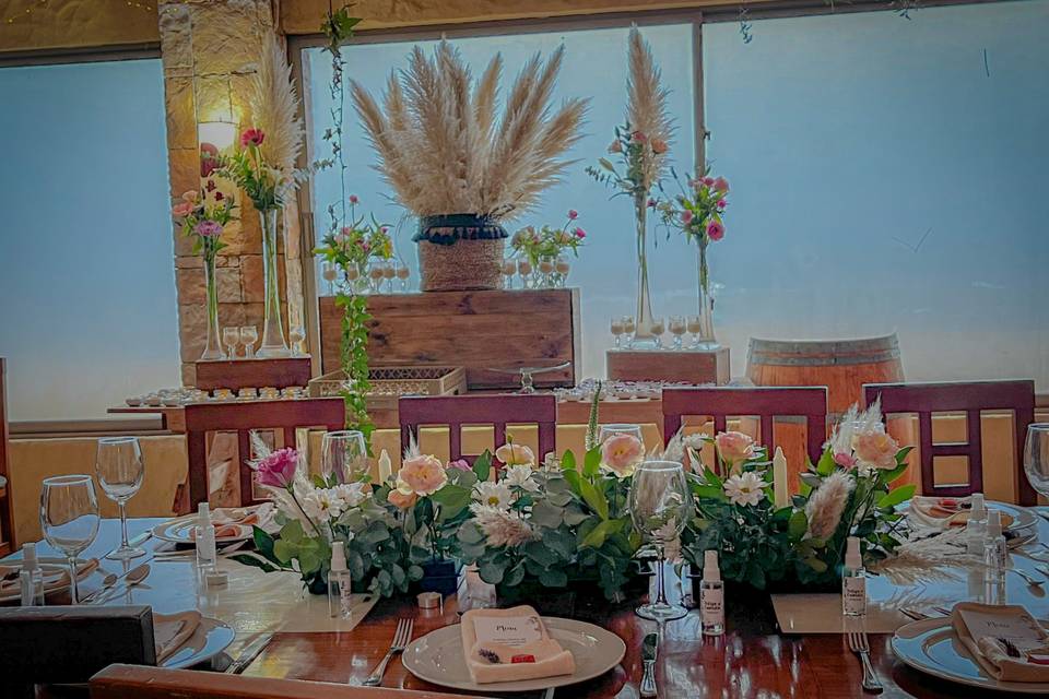 Pinto y Llancao, Banquetería