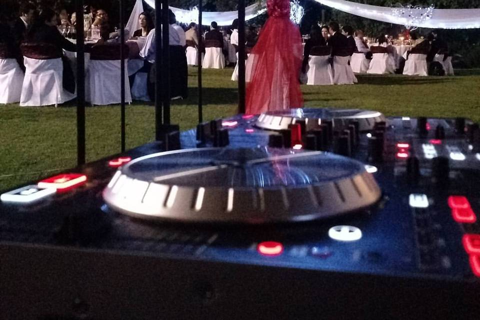 Producciones Mastermix, Música