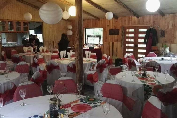 Quincho y Cabañas Riverside, Centros de Eventos