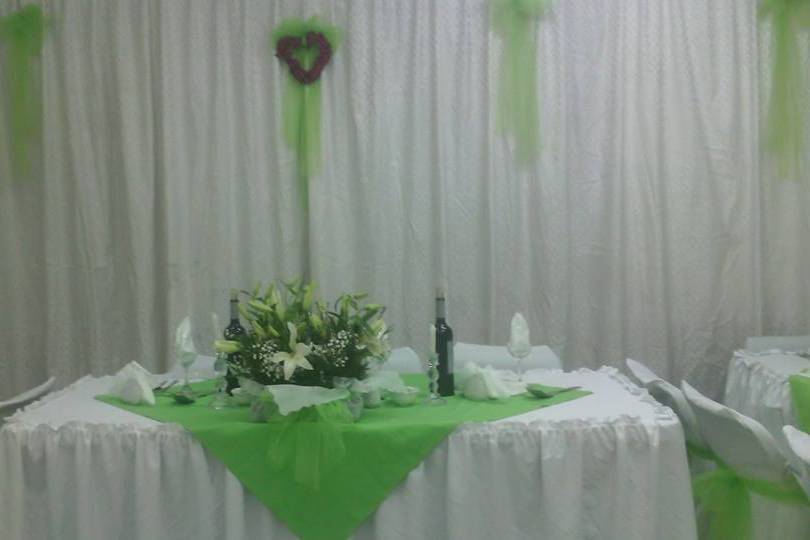 R&B Eventos y Banquetería