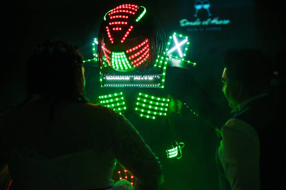 Robot Led Party, Animación
