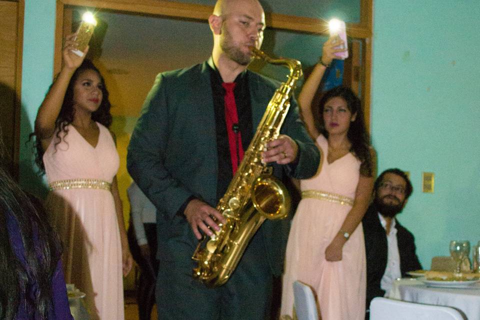 Rodrigo Fuentes Saxofonista, Música