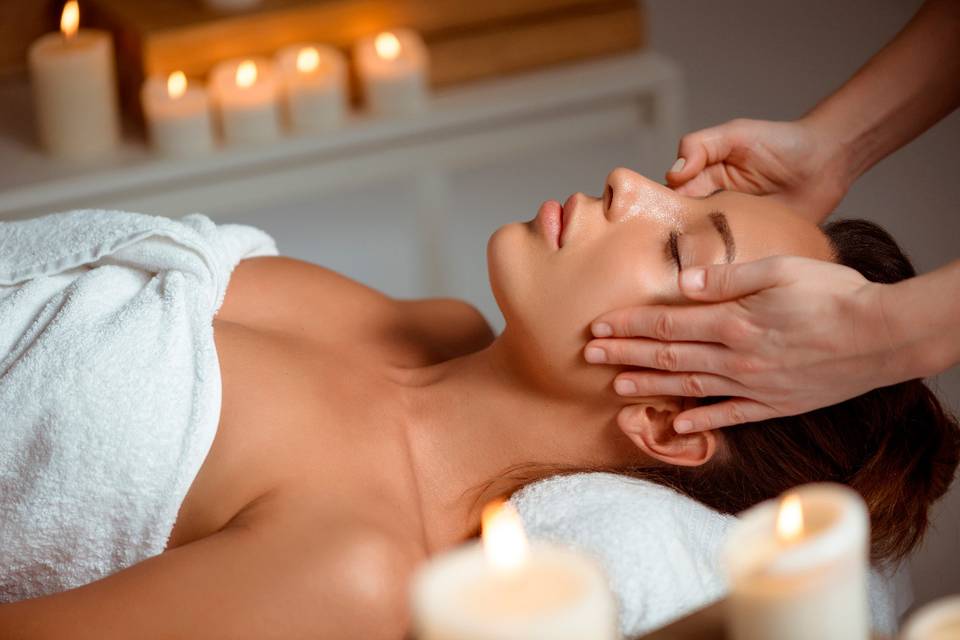 Roxana Reyes - Masoterapia, Belleza