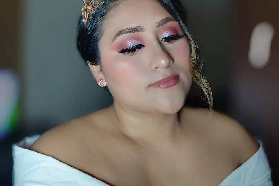 Roxi Makeup Studio, Belleza