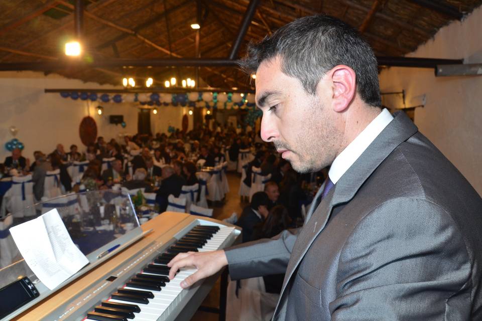 Sebastian Gesser - Pianista, Música