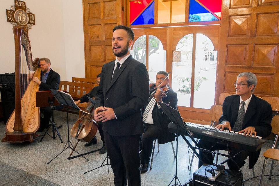 Solis, Música