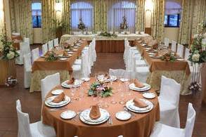 Target Producciones, Decoración