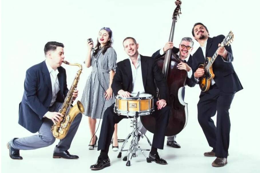 The Fifty's Coni, Música