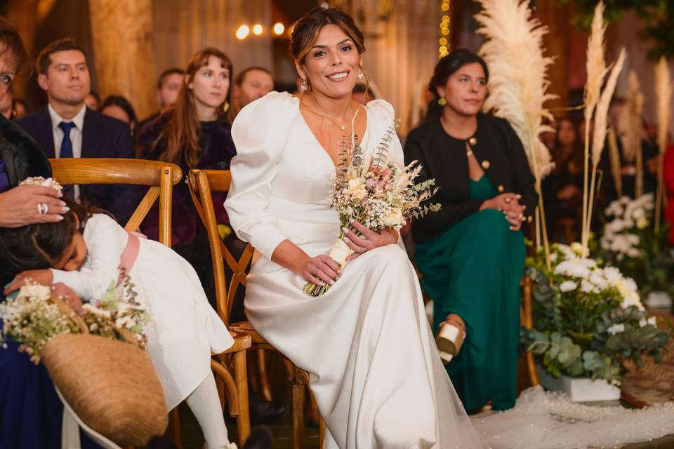 Tinte Blanco Novias, Tiendas de Novia