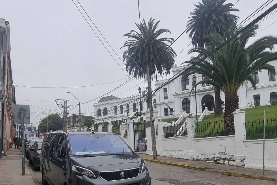Transportes Vip, Autos