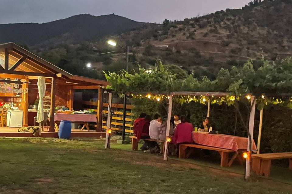Valle Manantiales, Centros de Eventos