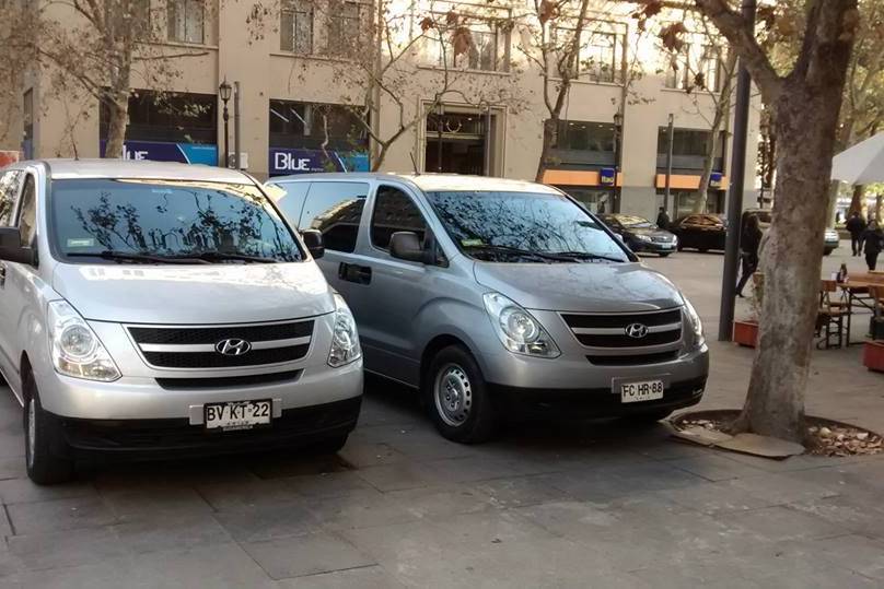Van Service Santiago Oriente, Autos