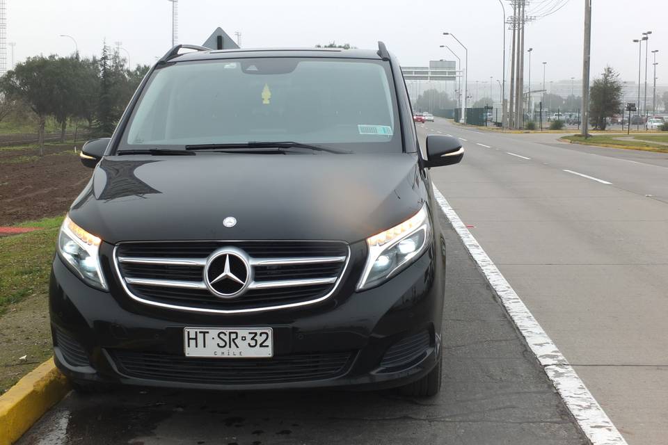 VTS Enjoy Travel, Autos
