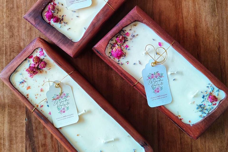 Wood & Flores, Recuerdos