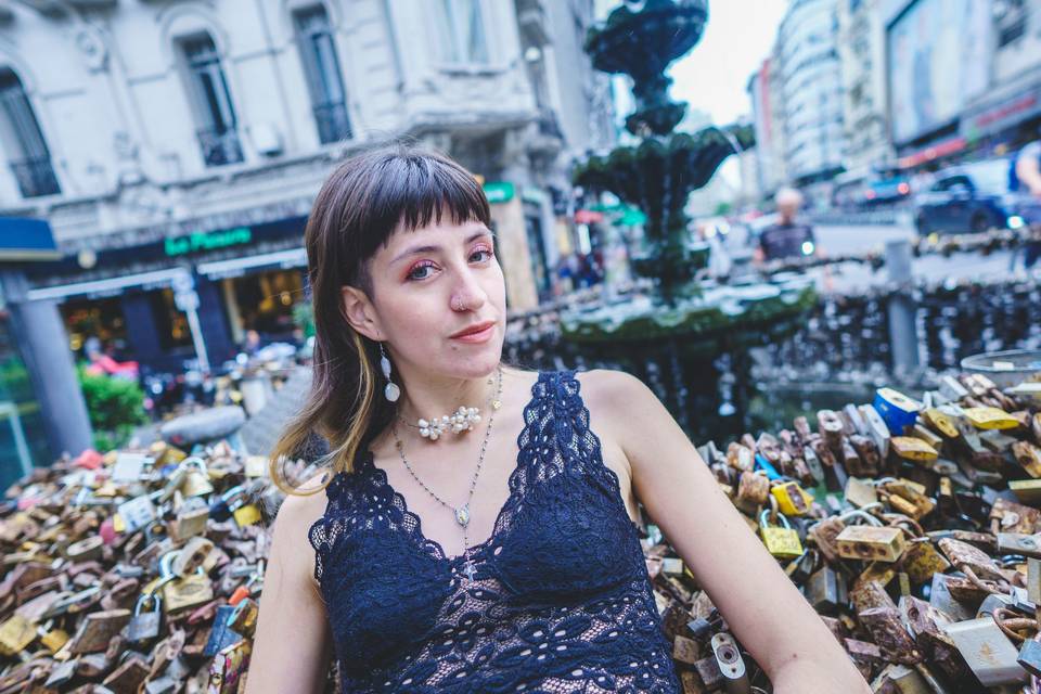 Yiliane Flández Cantante, Música