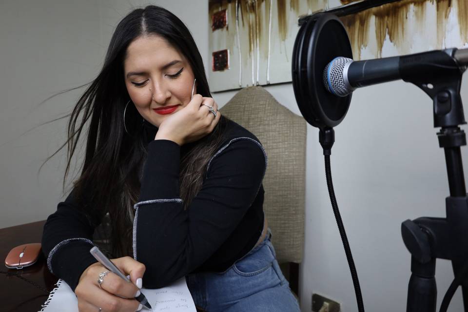 Yo Soy Luna, Música