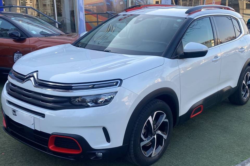 Zave, Autos